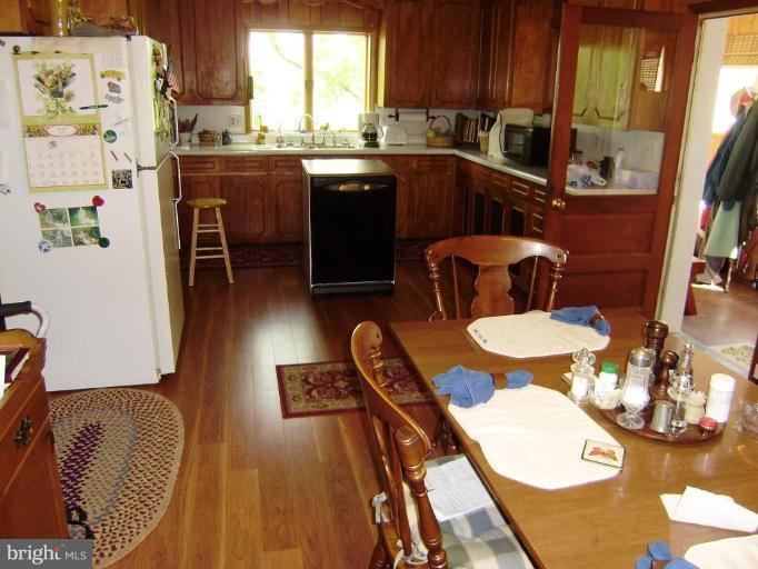 12269 Itnyre Road Smithsburg, MD 21783 - Photo 23 of 30 Kitchen