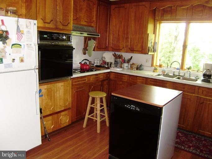 12269 Itnyre Road Smithsburg, MD 21783 - Photo 24 of 30 Kitchen #2