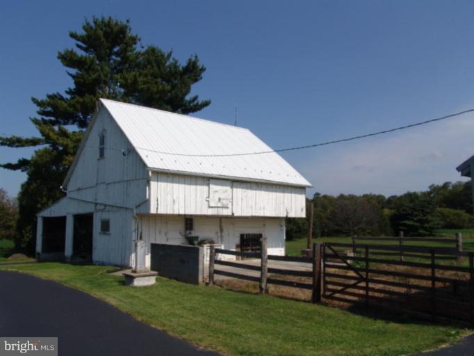 Barn