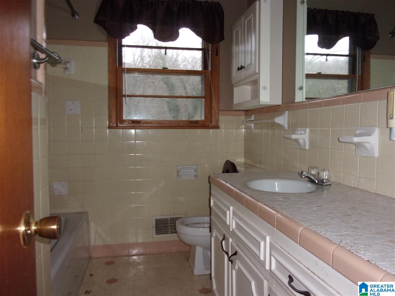 2805 2nd Street Northwest Birmingham, AL 35215 - Photo 19 of 22