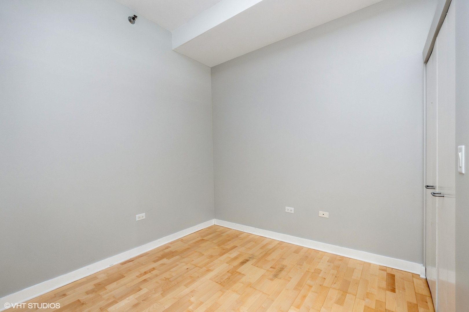 901 West Madison Street, Unit 816 Chicago, IL 60607 - Photo 11 of 15