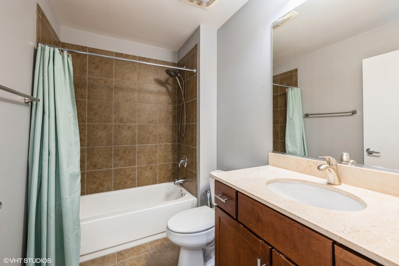 901 West Madison Street, Unit 816 Chicago, IL 60607 - Photo 10 of 15