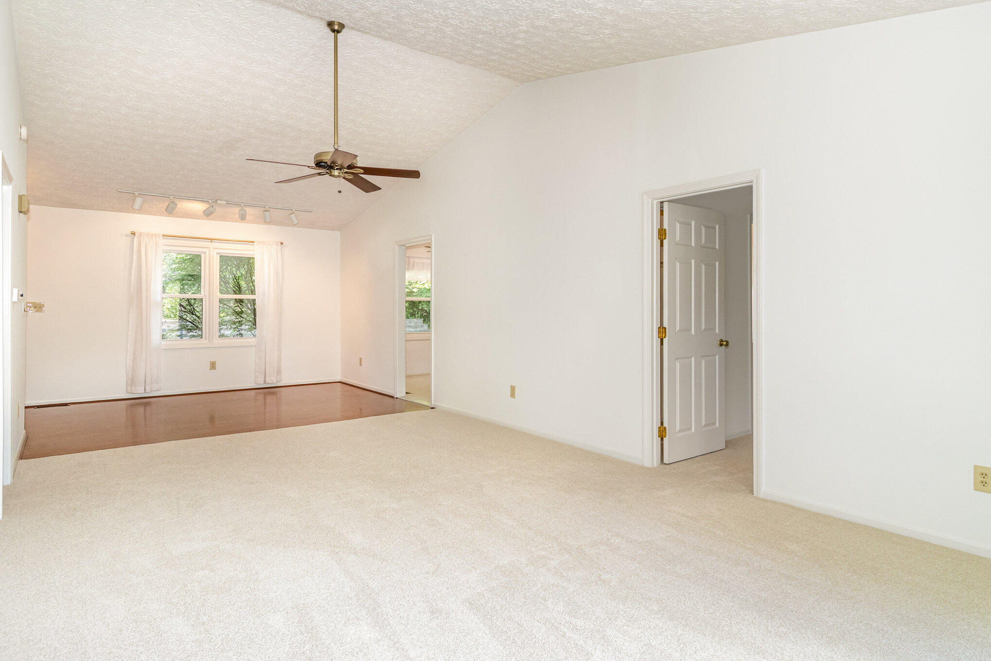 703 Queensway Court Cold Spring, KY 41076 - Photo 6 of 28 Gallery Image 6