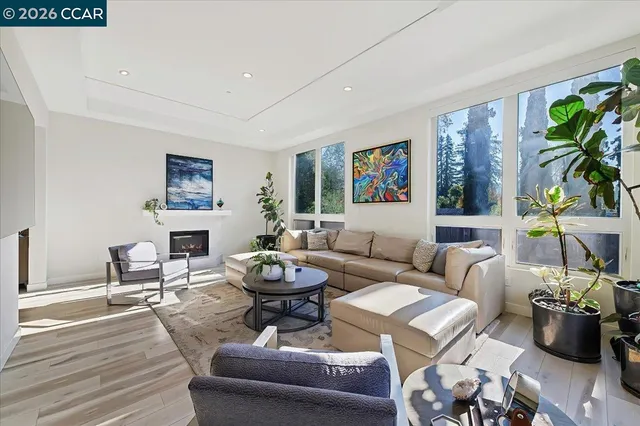 $2,198,000 | 1540 Finley Road, Livermore, CA 94551