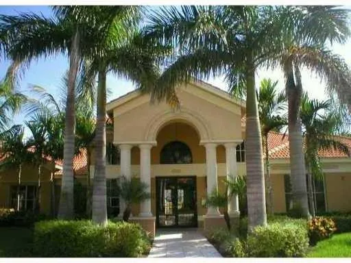 $1,800 | 4081 San Marino Boulevard, Unit 205, West Palm Beach, FL 33409