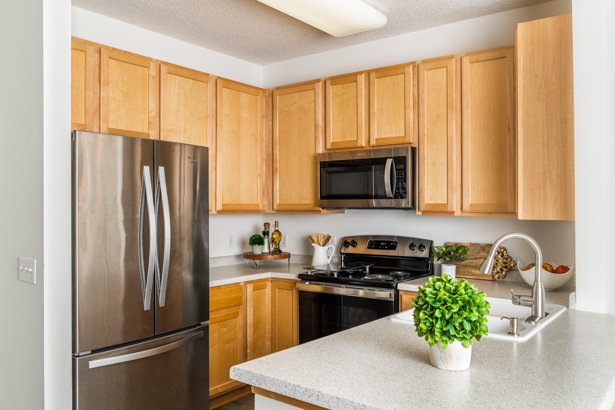 9434 Marshall Road Eden Prairie, MN 55347 - Photo 8 of 22 Gallery Image 8