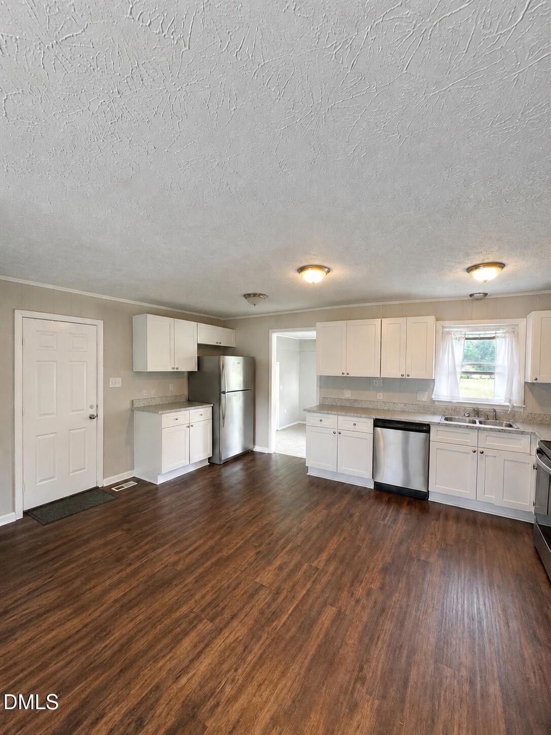 8654 Clinton Road Stedman, NC 28391 - Photo 4 of 18