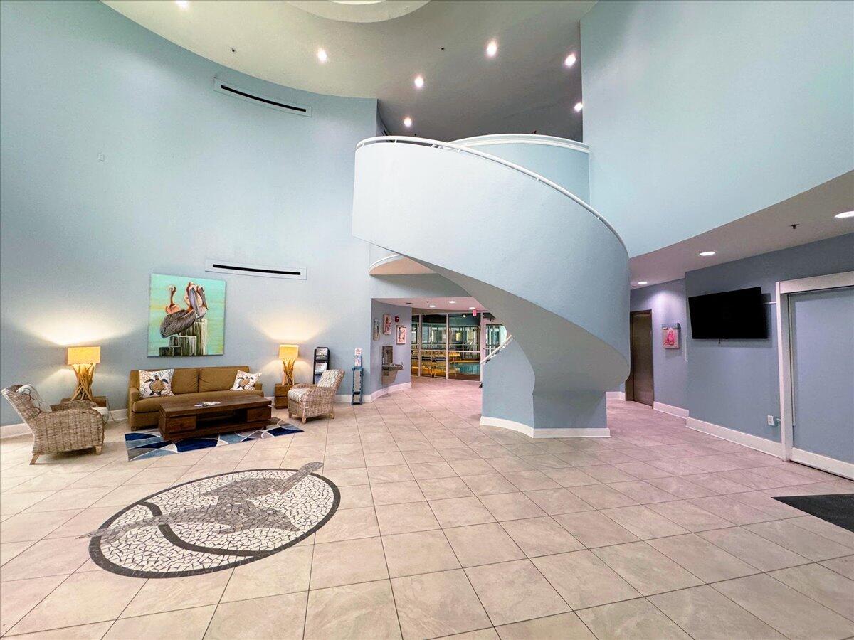 1002 Highway 98, Unit 316 Destin, FL 32541 - Photo 29 of 31 a living room with furniture