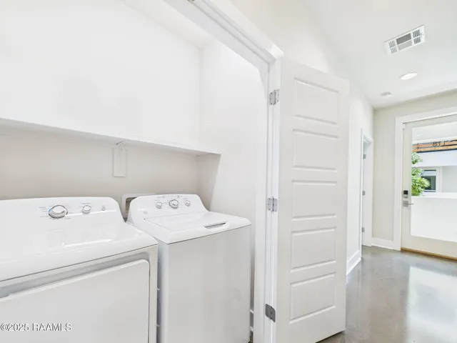 $240,000 | 118 Canvasback Drive, Youngsville, LA 70592