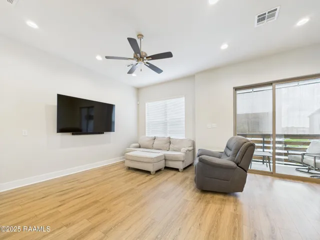 $240,000 | 118 Canvasback Drive, Youngsville, LA 70592