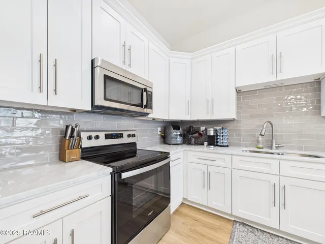 $240,000 | 118 Canvasback Drive, Youngsville, LA 70592