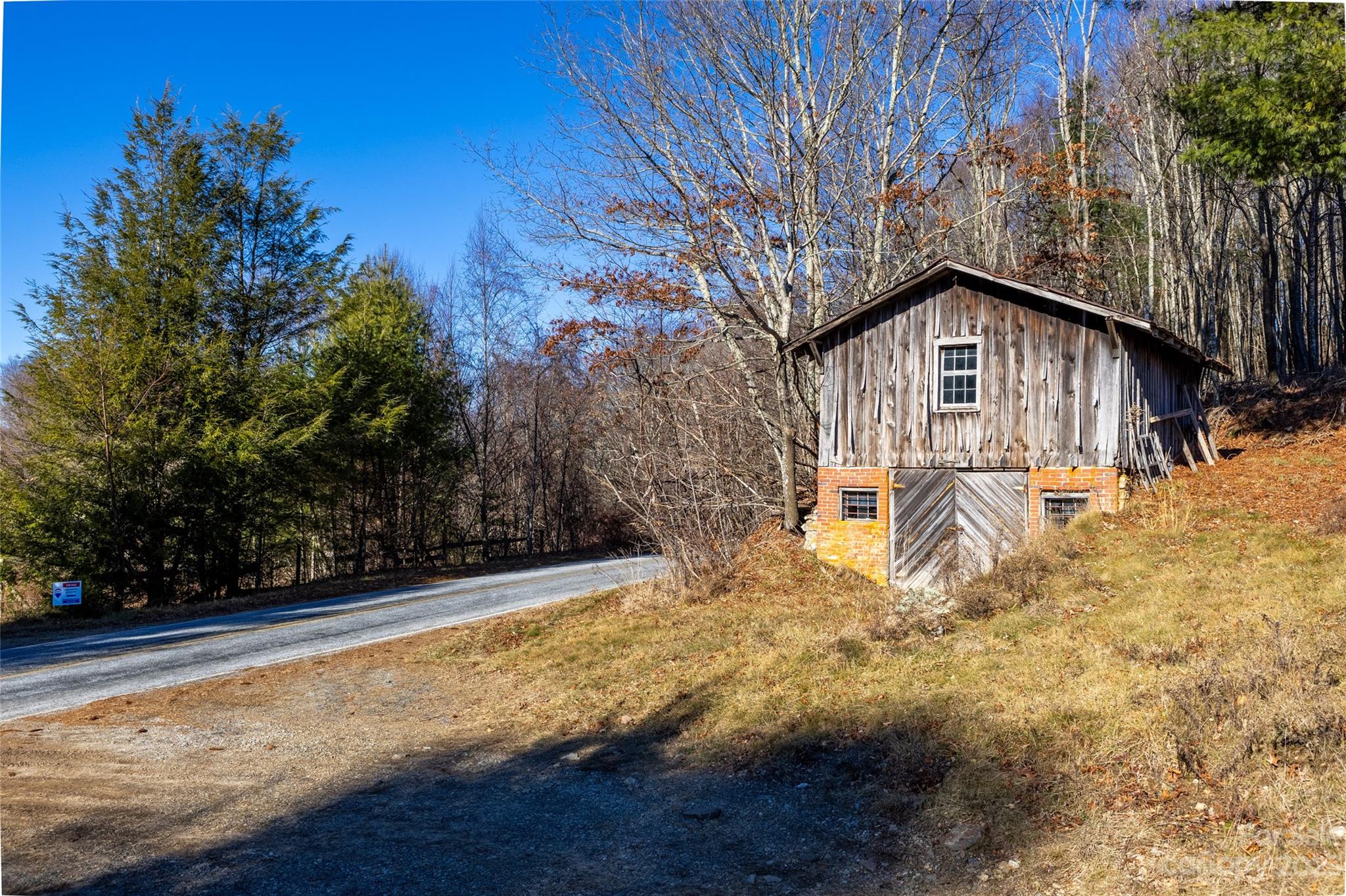 3760 Big Ridge Road Glenville, NC 28736 - Photo 3 of 15 Gallery Image 3