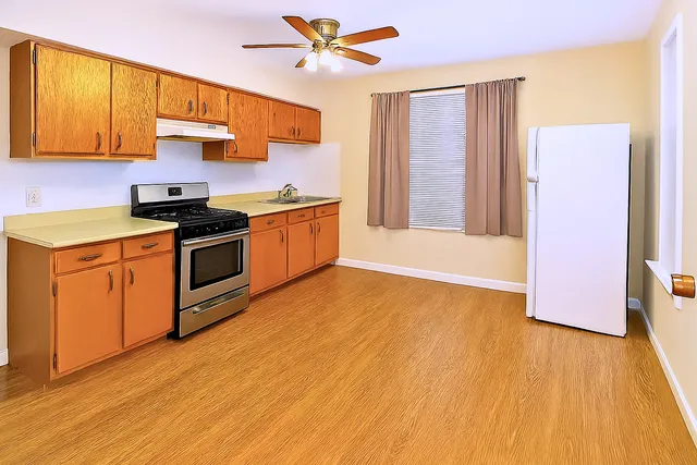 $1,950 | 4701 North Kilbourn Avenue, Unit 2, Chicago, IL 60630