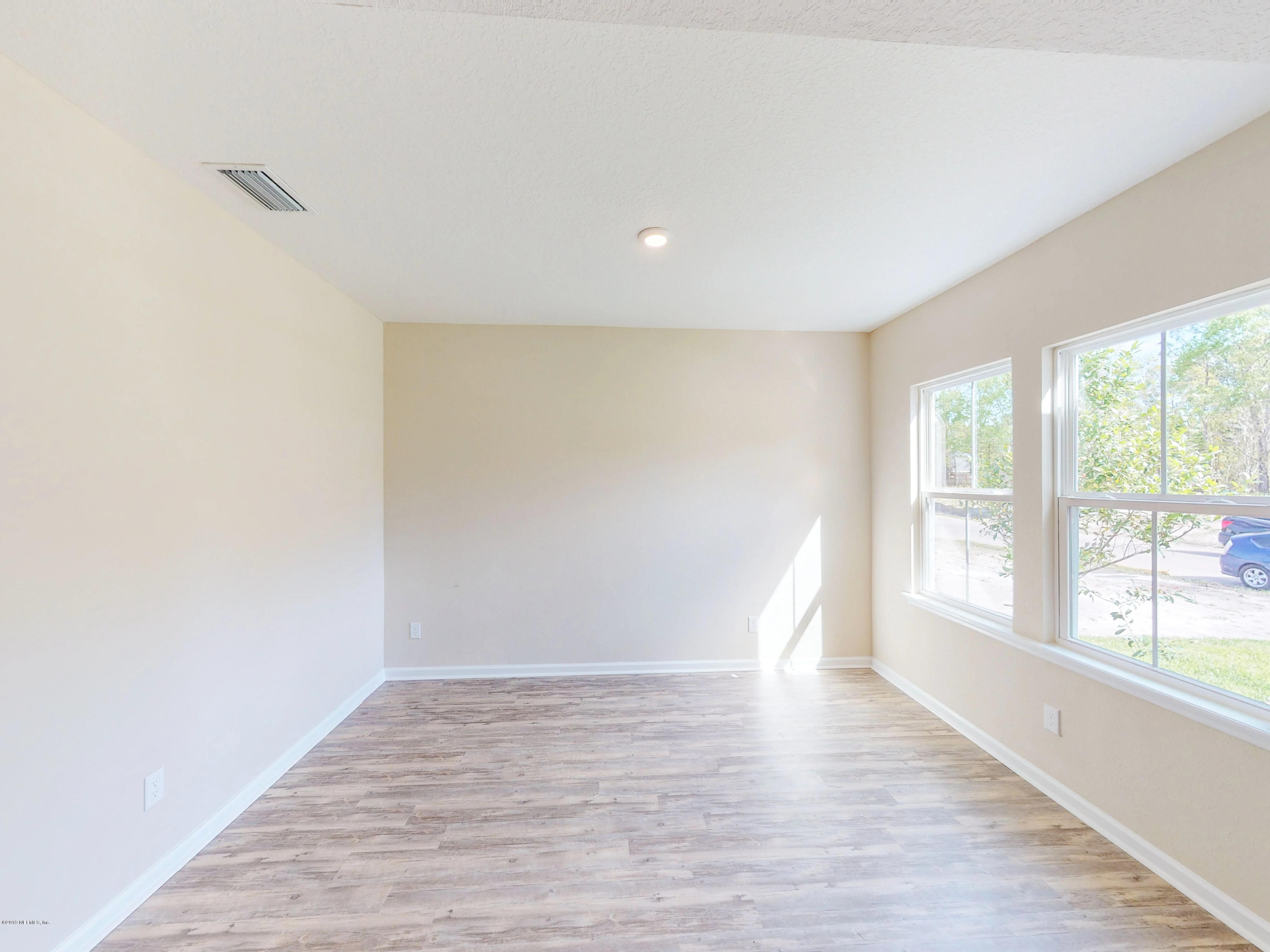 11960 Bridgehampton Road Jacksonville, FL 32218 - Photo 12 of 19 11960 Bridgehampton Road-7