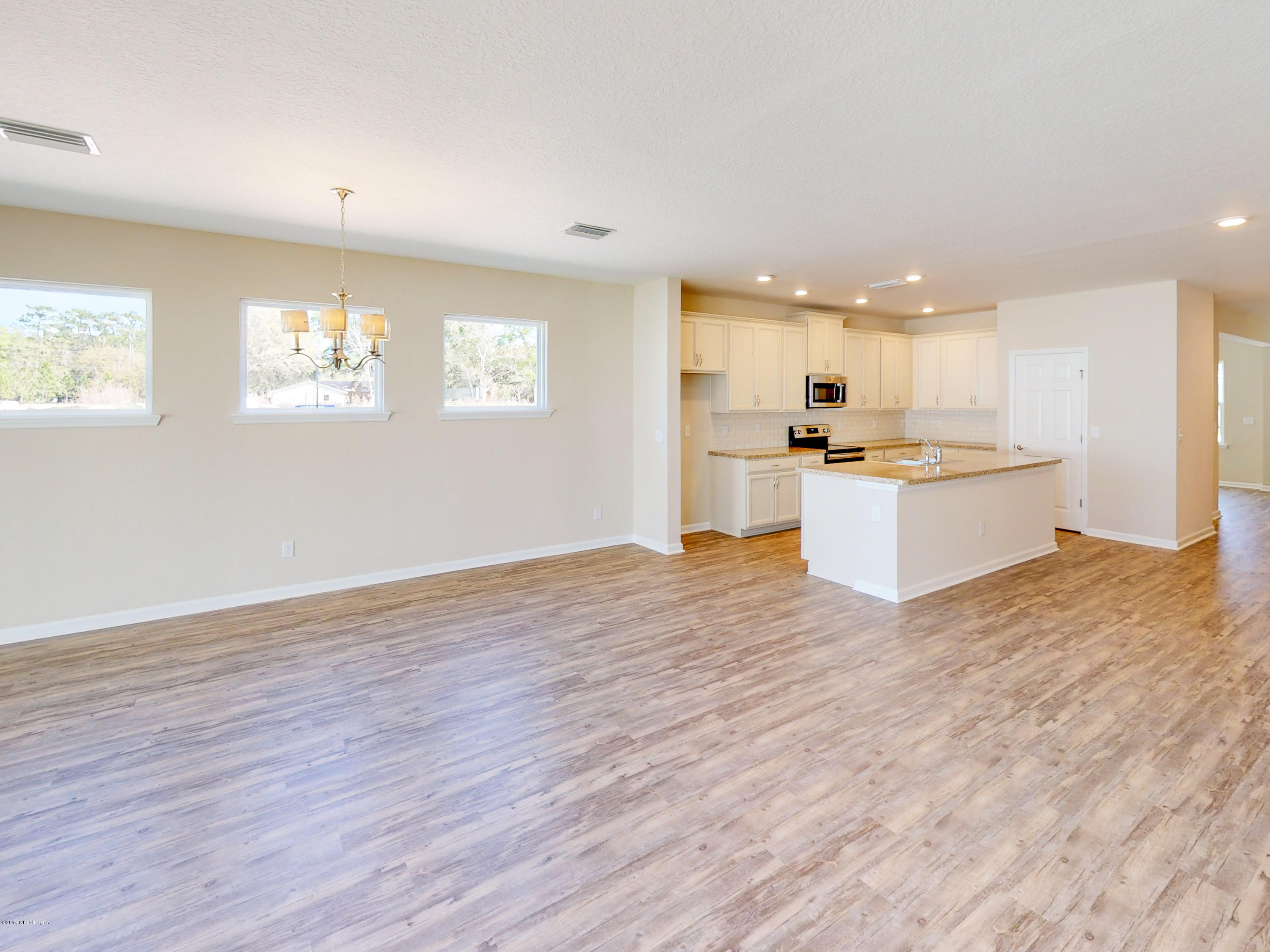 11960 Bridgehampton Road-21