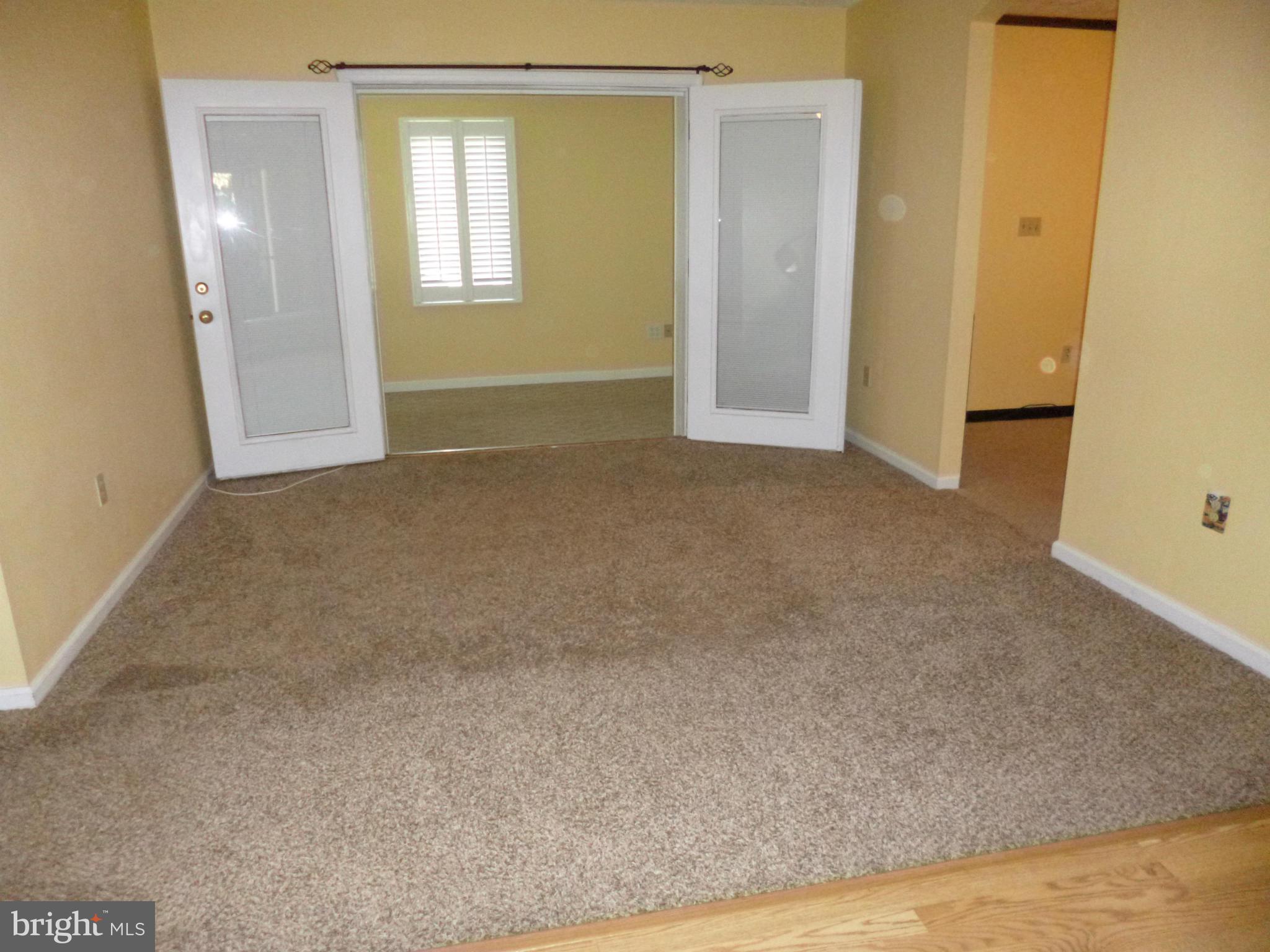 535 Brooke Road Fredericksburg, VA 22405 - Photo 5 of 16 Living Room