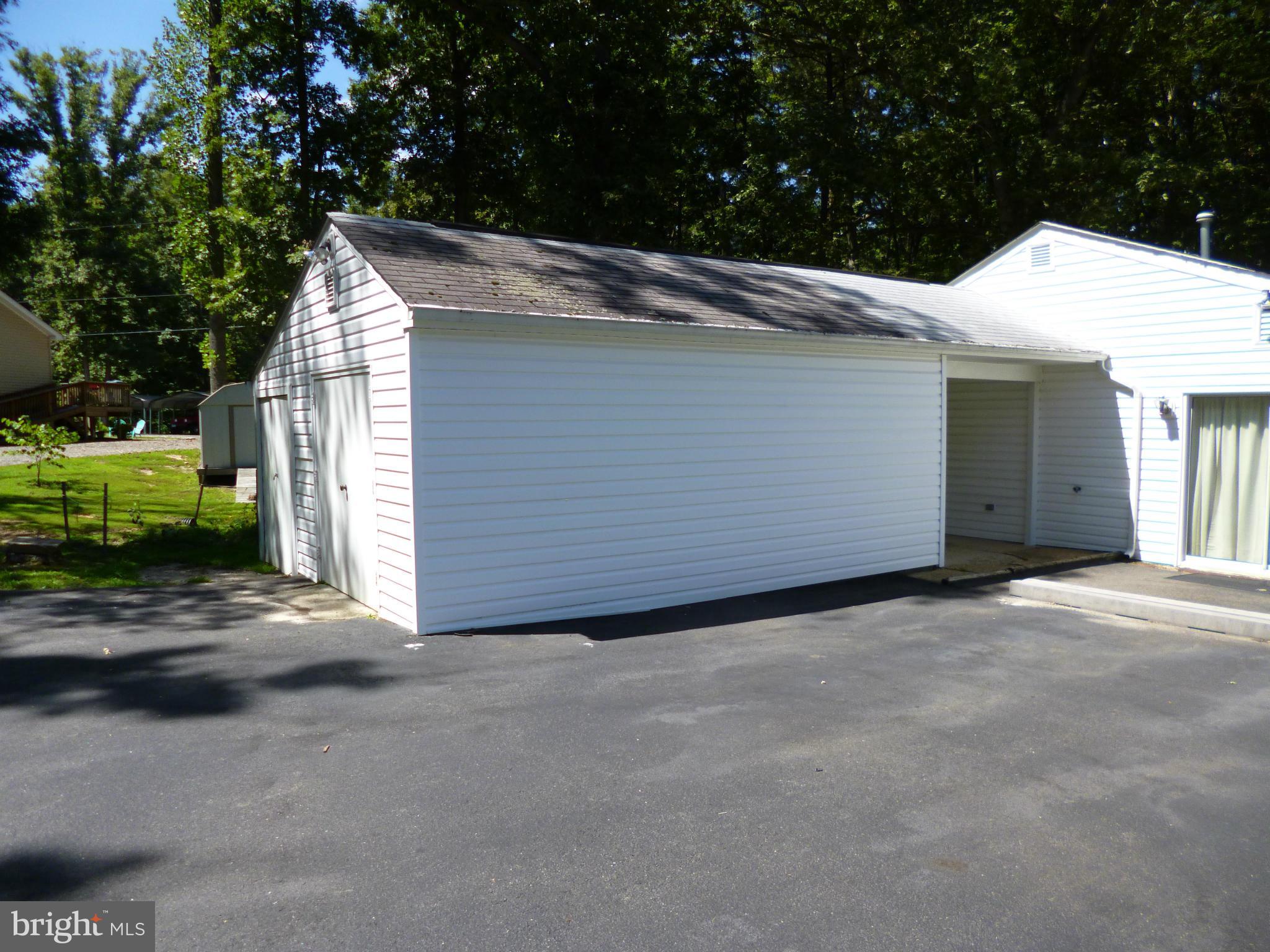 535 Brooke Road Fredericksburg, VA 22405 - Photo 6 of 16 Workshop