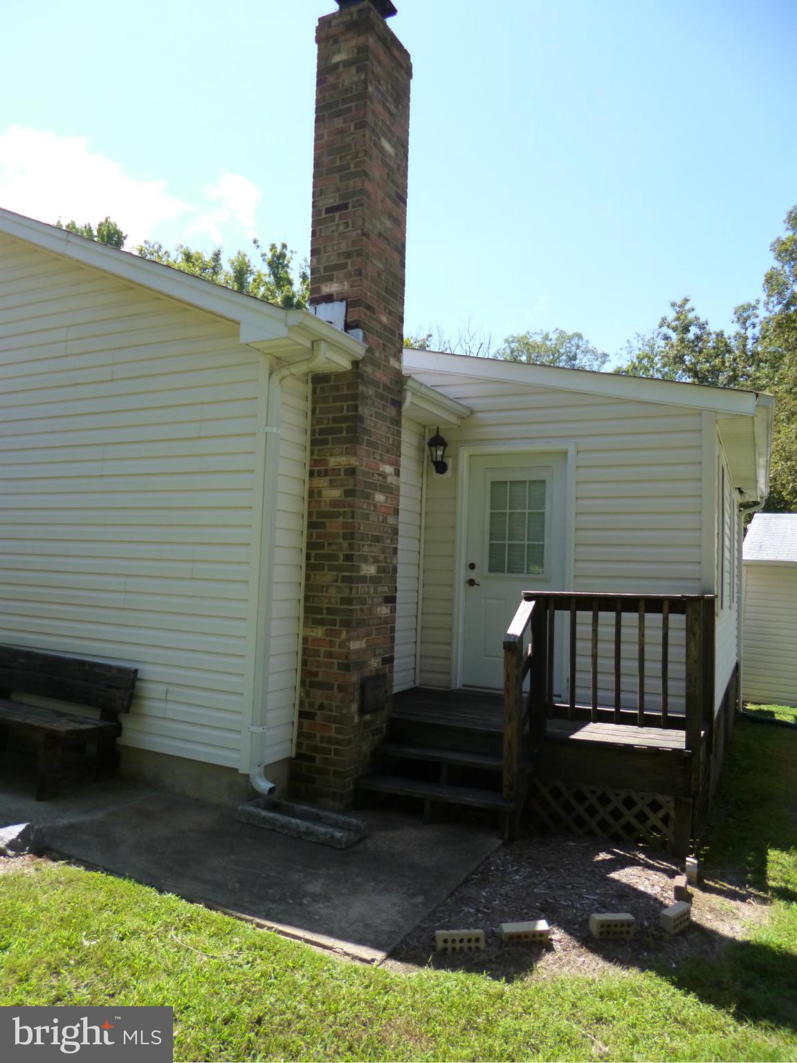535 Brooke Road Fredericksburg, VA 22405 - Photo 8 of 16 Interior (General)
