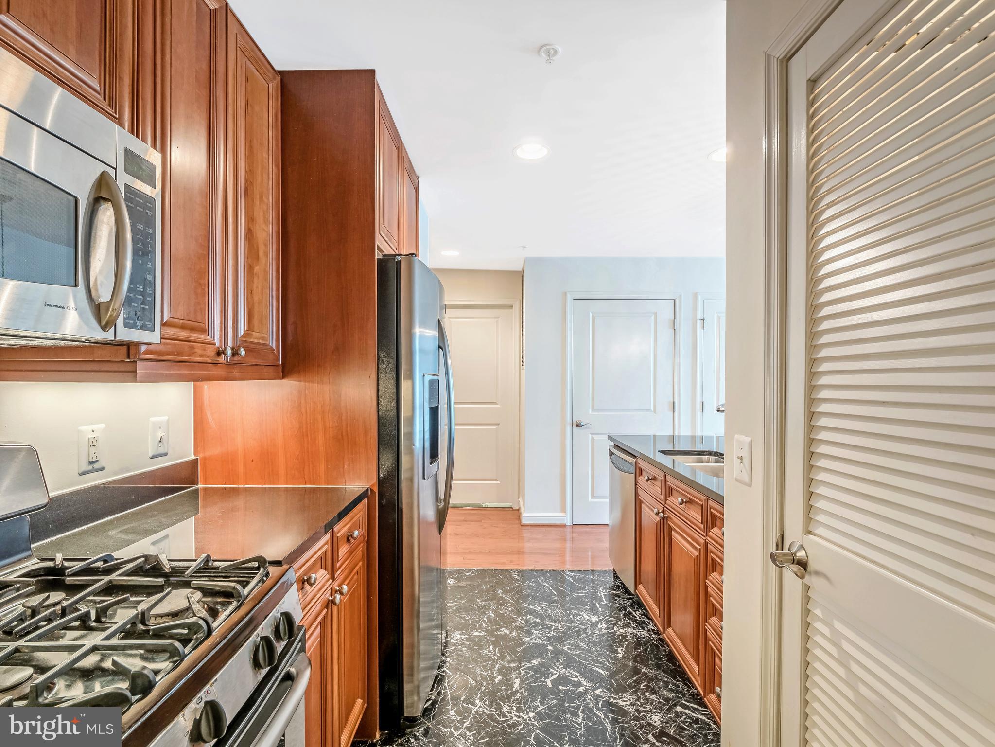11990 Market Street, Unit 1004 Reston, VA 20190 - Photo 9 of 15