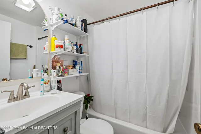 $2,750,000 | 630 East Kelly Avenue, Jackson, WY 83001