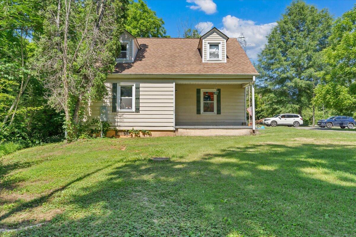 143 Tower Road Bassett, VA 24055 - Photo 4 of 48 01-MIB02277