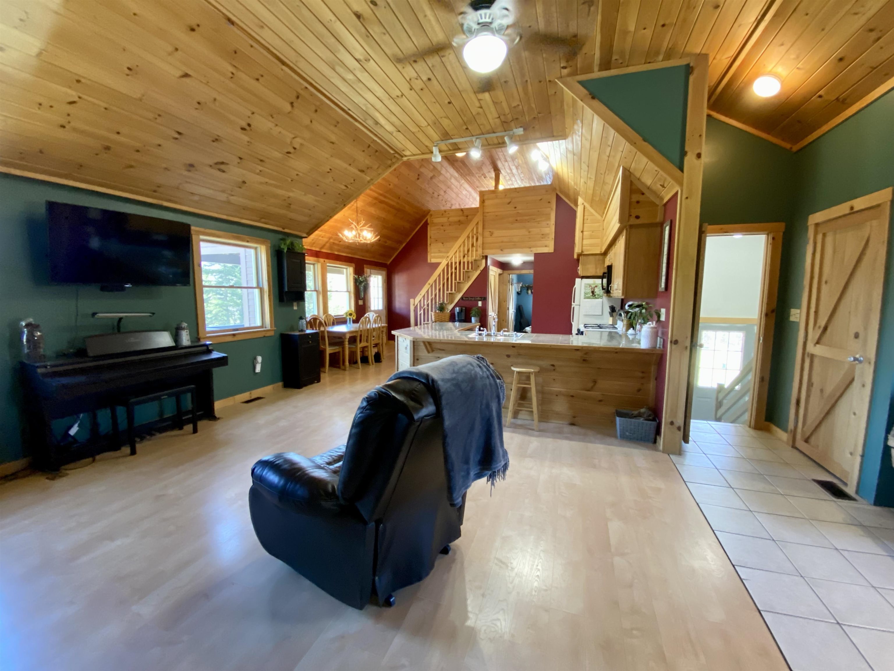 3 Colburn Road Colebrook, NH 03576 - Photo 10 of 40