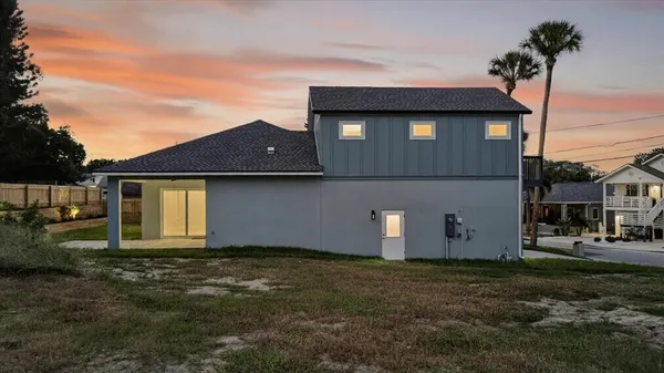 $3,995 | 207 Athens Street, Tarpon Springs, FL 34689