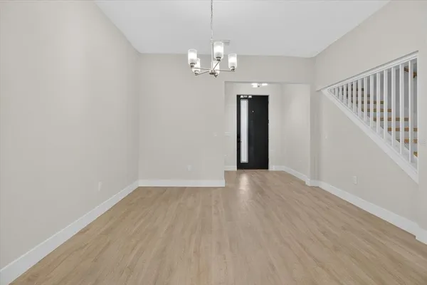 $3,995 | 207 Athens Street, Tarpon Springs, FL 34689