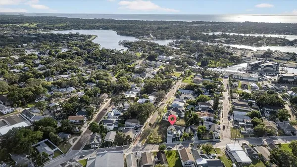 $3,995 | 207 Athens Street, Tarpon Springs, FL 34689
