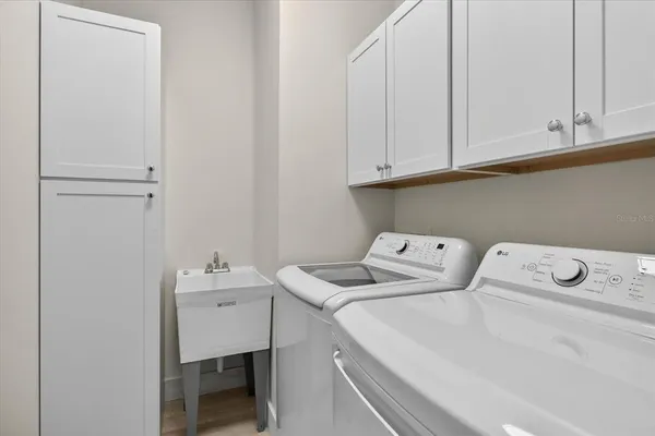 $3,995 | 207 Athens Street, Tarpon Springs, FL 34689