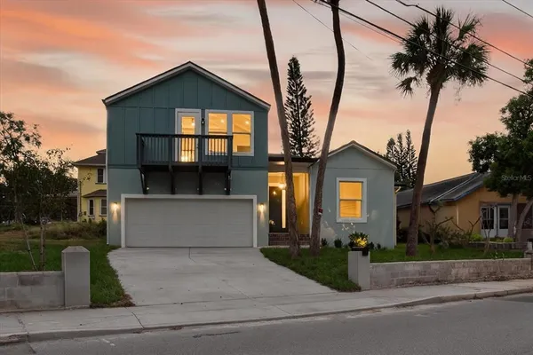 $3,995 | 207 Athens Street, Tarpon Springs, FL 34689