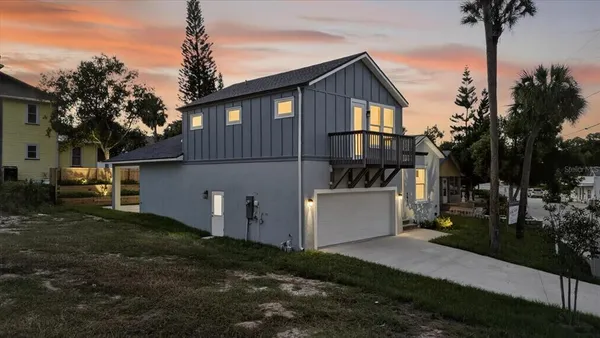 $3,995 | 207 Athens Street, Tarpon Springs, FL 34689