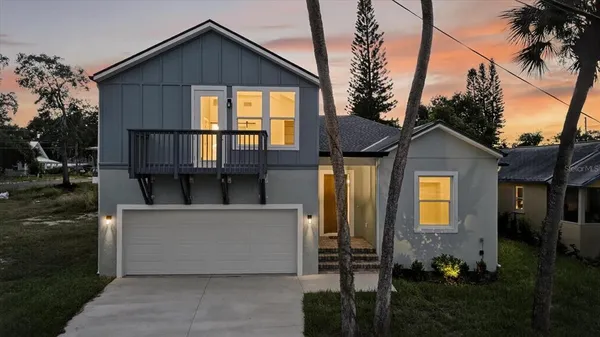 $3,995 | 207 Athens Street, Tarpon Springs, FL 34689