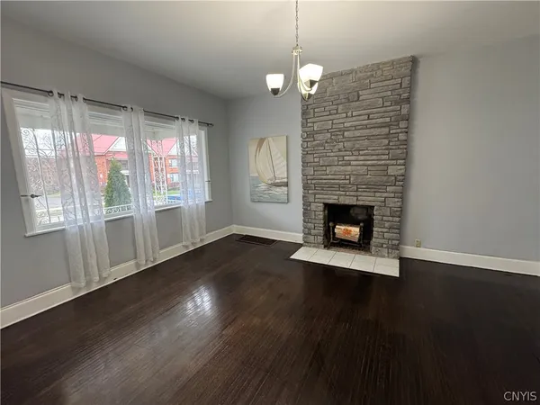 $255,000 | 1515 Oneida Street, Utica, NY 13501