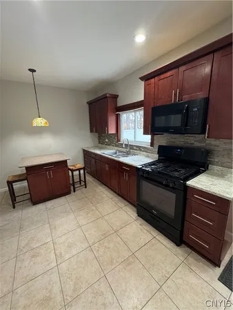 $255,000 | 1515 Oneida Street, Utica, NY 13501