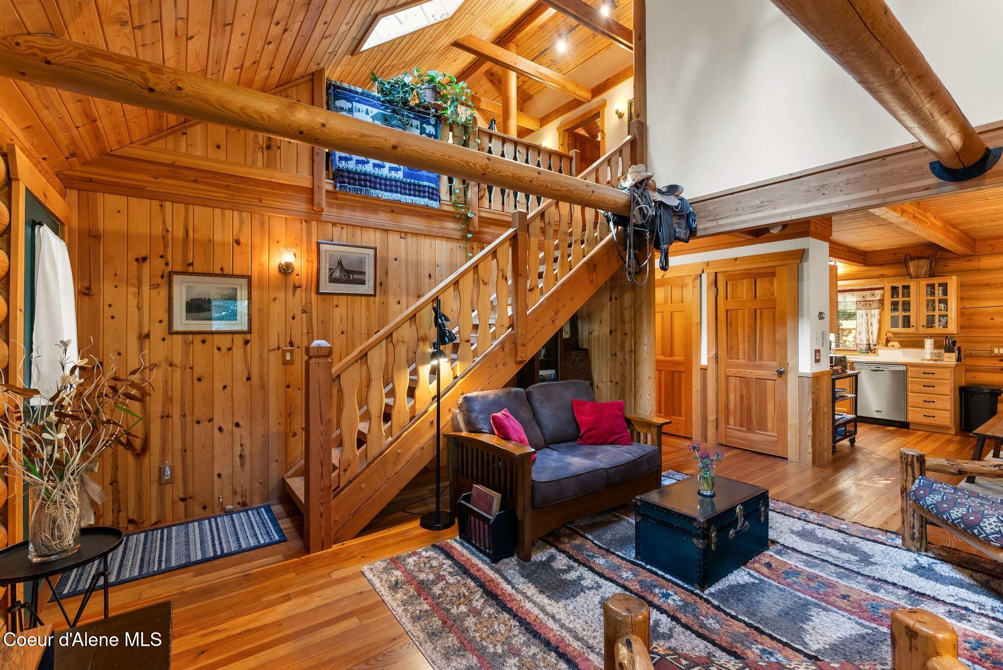 70 Hawkins Road Sagle, ID 83860 - Photo 6 of 30 Livingroom