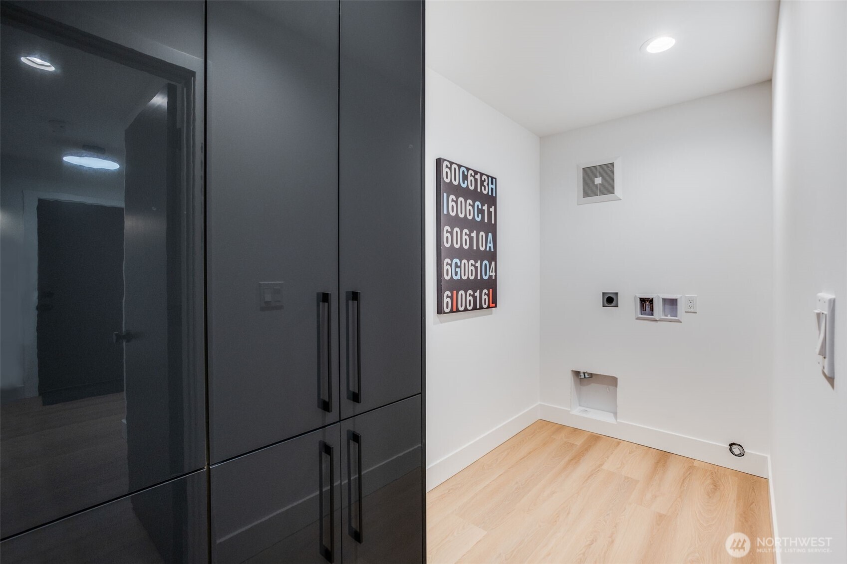 4708 South Morgan Street Seattle, WA 98118 - Photo 19 of 33