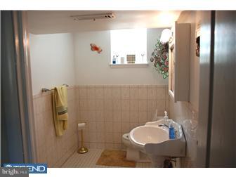 404 Gribbel Road Cheltenham, PA 19095 - Photo 8 of 12 Bathroom