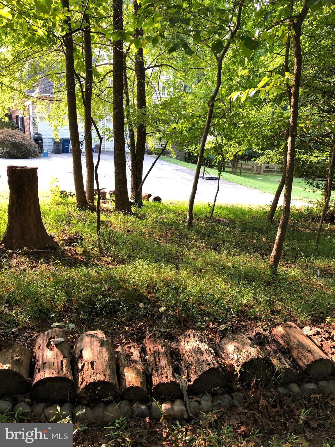 Pine Tree Drive Fairfax, VA 22033 - Photo 16 of 17 the home to the left of the easement