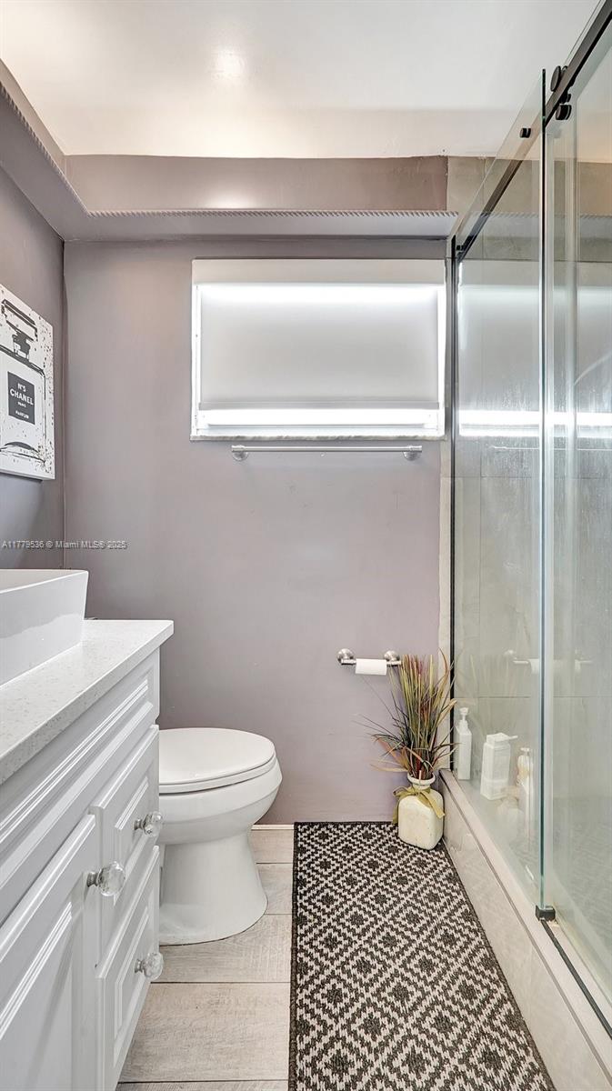 329 Southeast 3rd Street, Unit 405S Hallandale Beach, FL 33009 - Photo 27 of 44