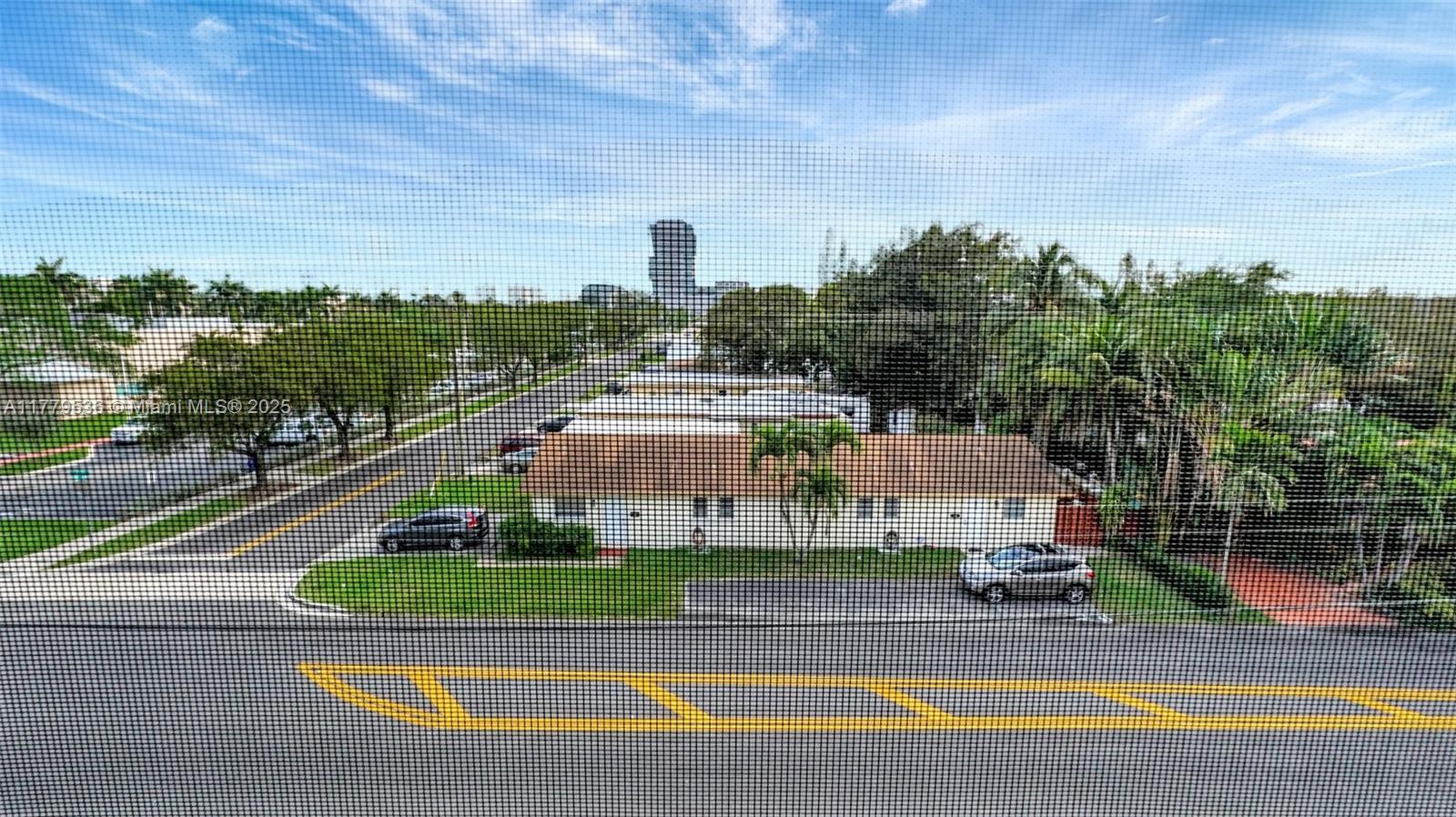 329 Southeast 3rd Street, Unit 405S Hallandale Beach, FL 33009 - Photo 39 of 44