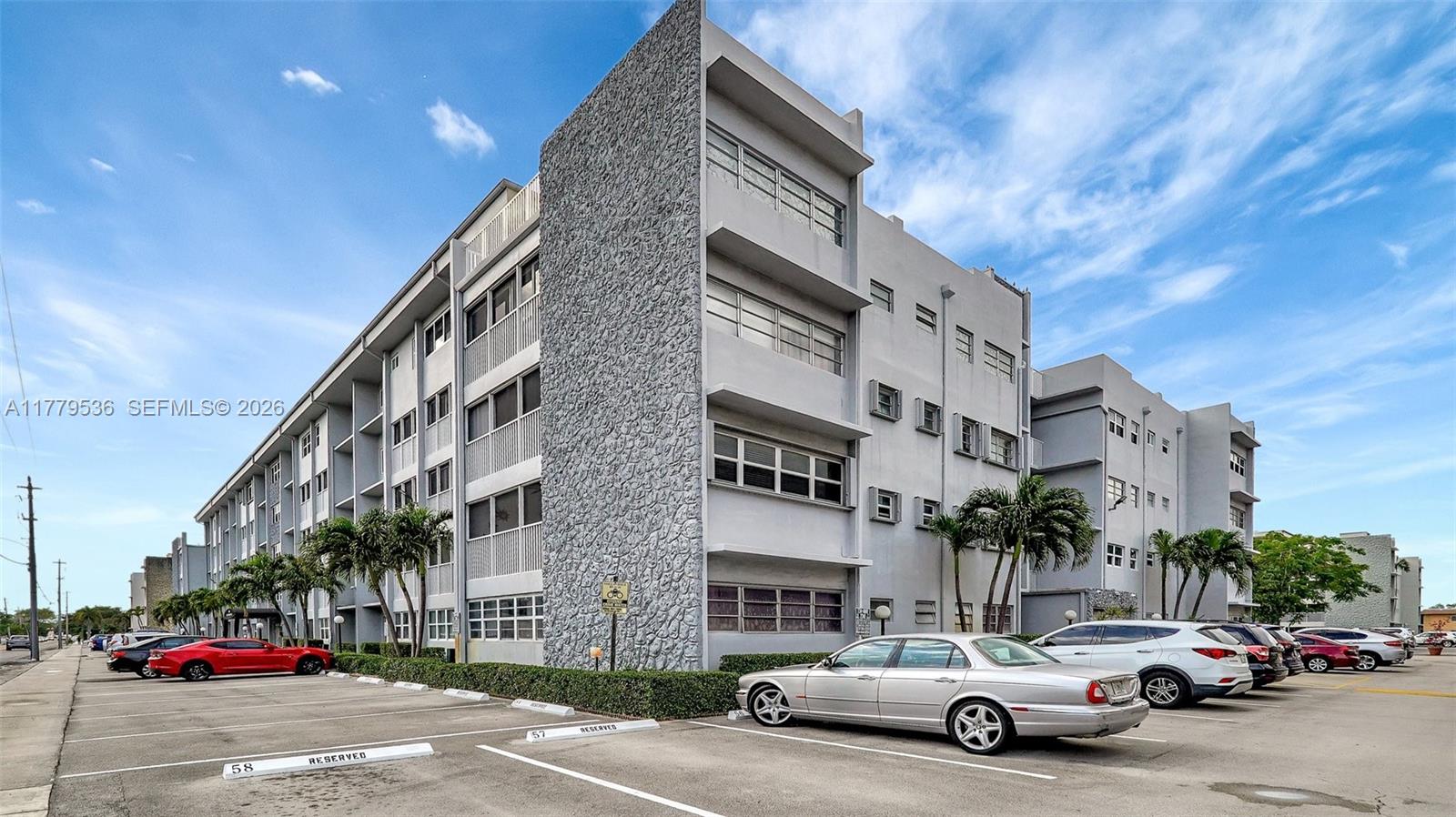 329 Southeast 3rd Street, Unit 405S Hallandale Beach, FL 33009 - Photo 42 of 44