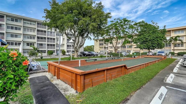 $299,000 | 329 Southeast 3rd Street, Unit 405S, Hallandale Beach, FL 33009