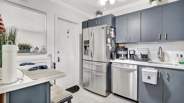 $299,000 | 329 Southeast 3rd Street, Unit 405S, Hallandale Beach, FL 33009