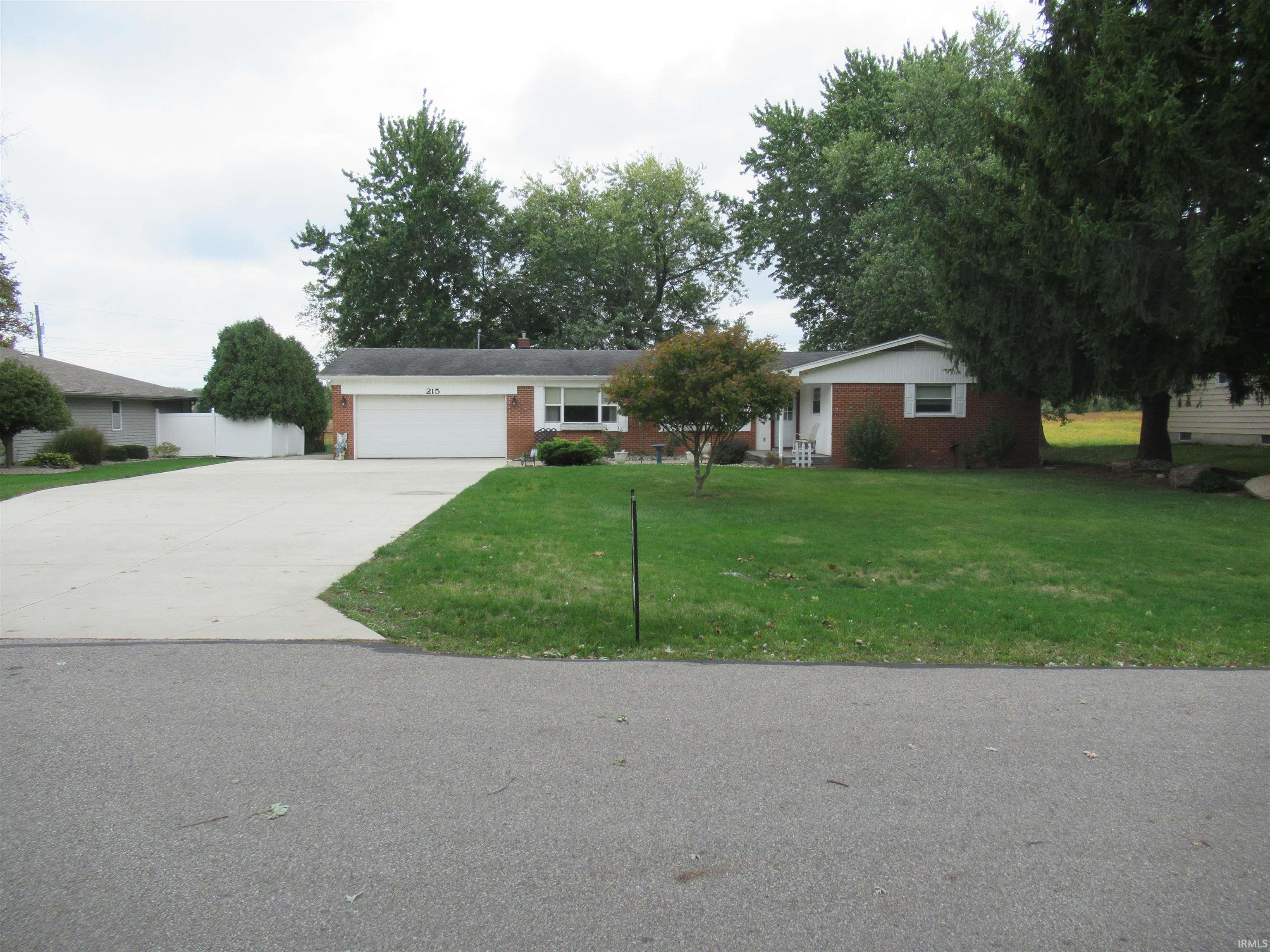 215 Worth Road Auburn, IN 46706 - Photo 1 of 32 Gallery Image 1