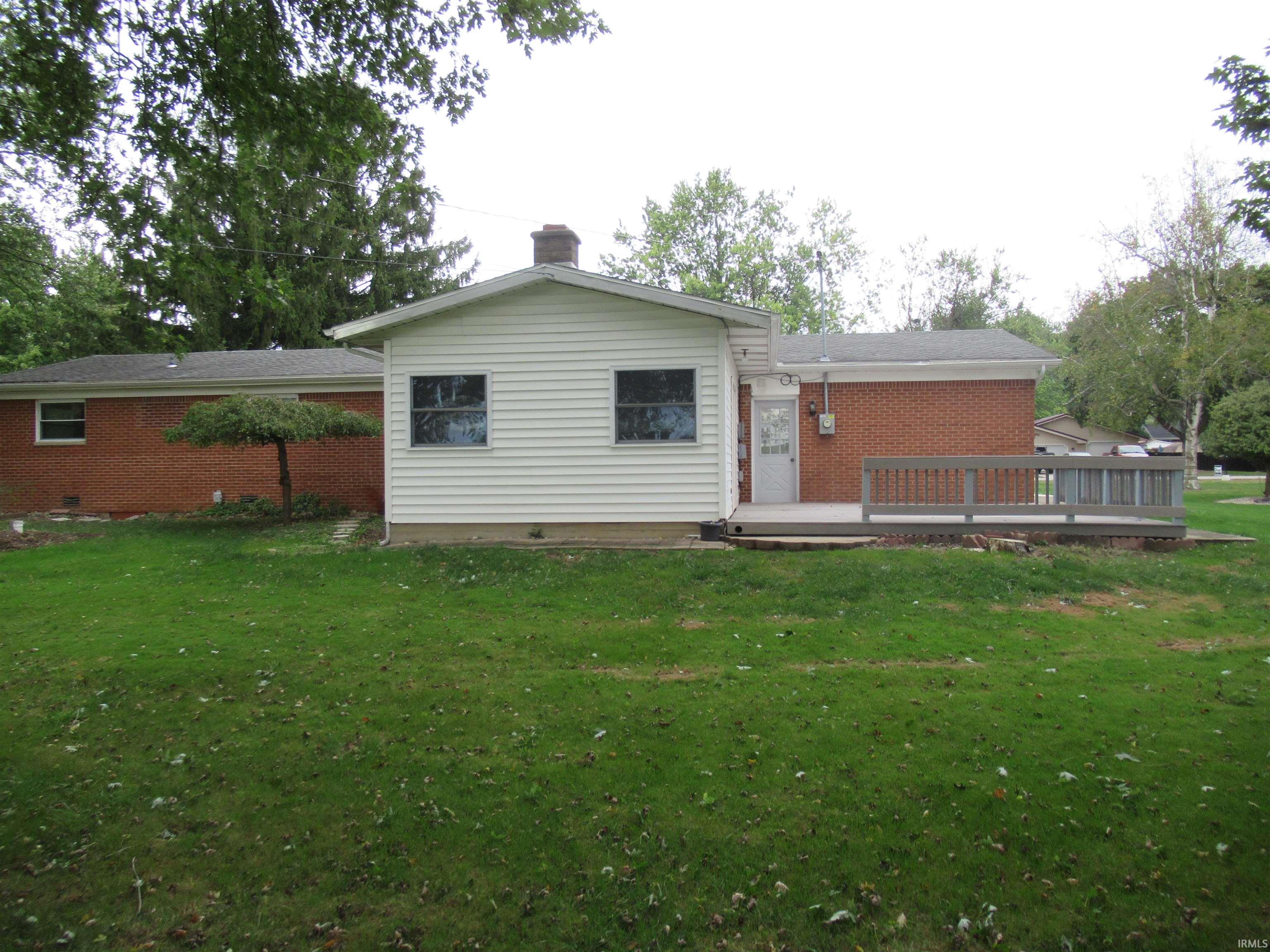 215 Worth Road Auburn, IN 46706 - Photo 12 of 32 Gallery Image 12