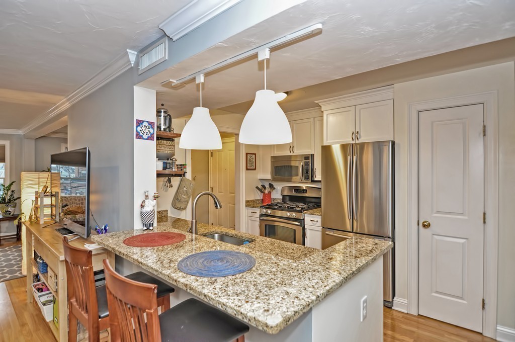 10 Porter Street, Unit H Stoughton, MA 02072 - Photo 4 of 25