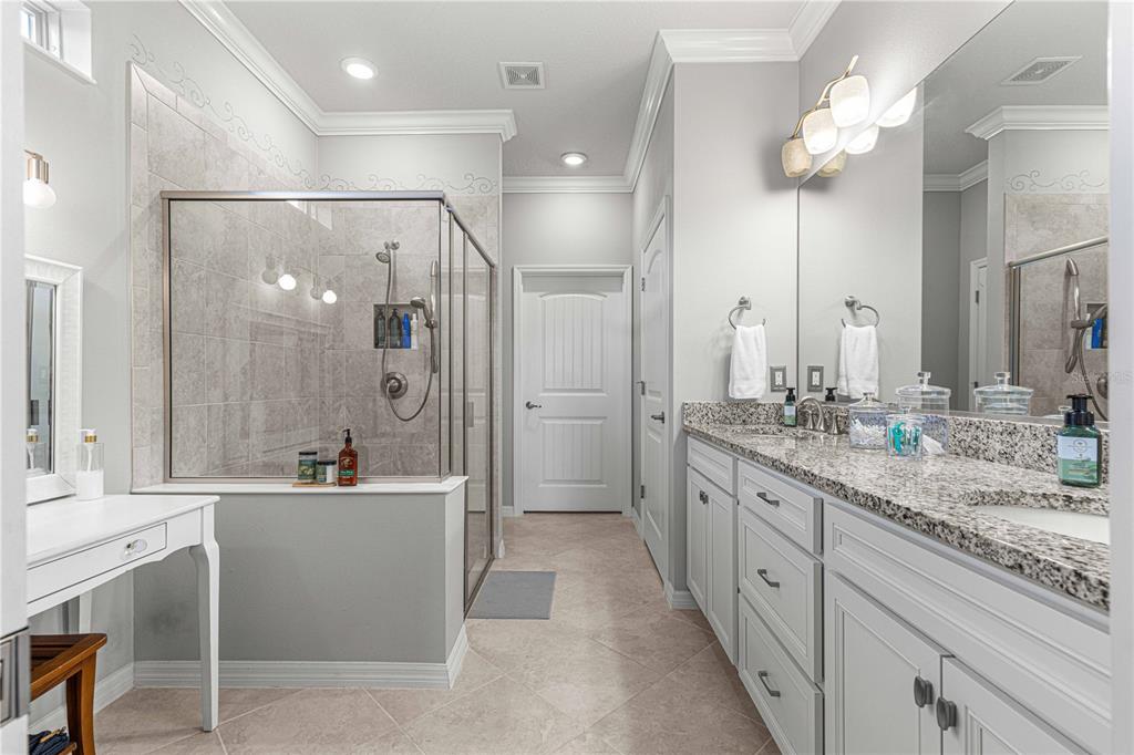 9793 Southwest 63rd Loop Ocala, FL 34481 - Photo 37 of 64