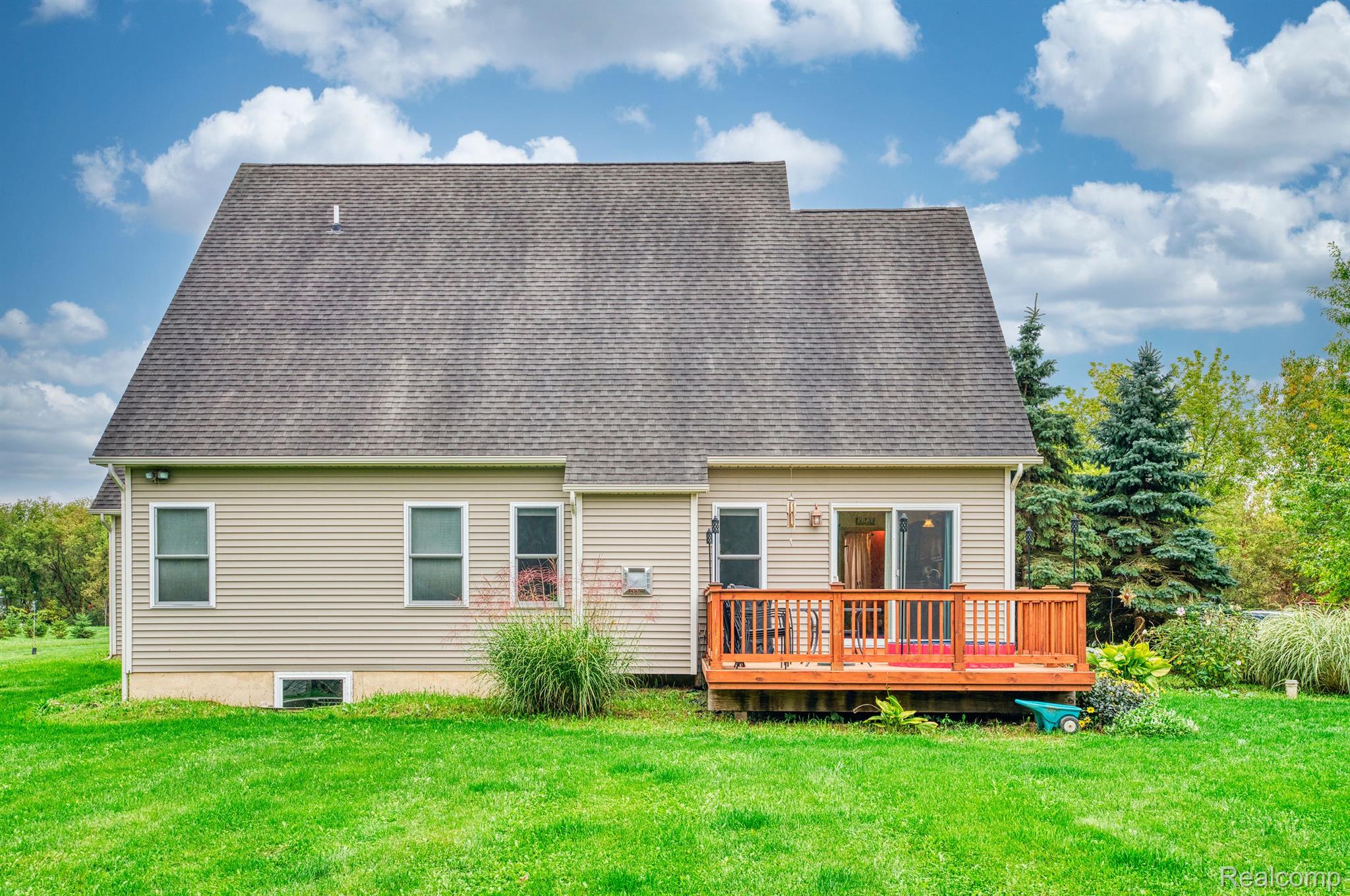 7716 Sharpe Road Fowlerville, MI 48836 - Photo 35 of 42 Gallery Image 35