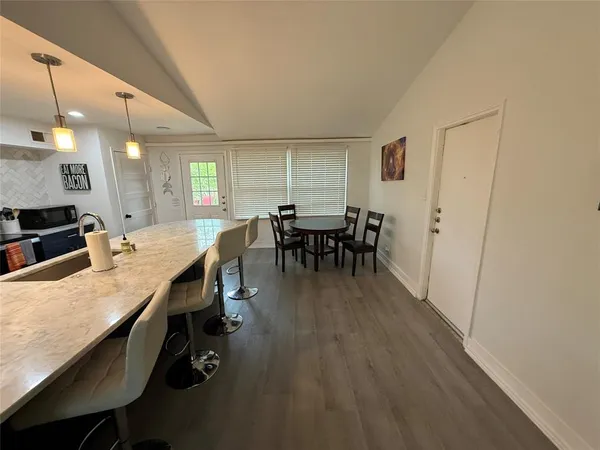 $2,350 | 819 Loganwood Avenue, Richardson, TX 75080